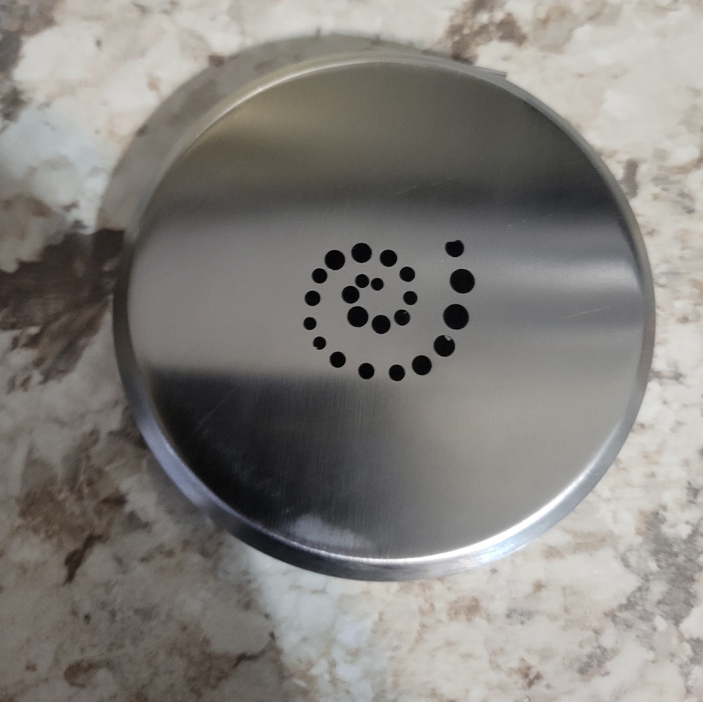 Silver Compact Pop Holder